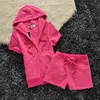 Velvet Tracksuits kurzärmeliger Sport -Set Juicy Damen Shorts Summer Reißverschluss Kapuze Slim Jogging Shorts Handtuch Materia Frauen zwei Stücke Sets