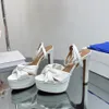 Aquazzura Cupid 매듭 새틴 플랫폼 샌들 발목 스트랩 블록 힐 여성 고급 디자이너 하이힐 펌프 가죽 펌프 가죽이 저녁 파티 신발 공장 신발