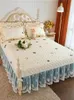 Set di biancheria da letto Scatta gonna di cotone fresco di cotone non slittata non slittata da letto set a tre pezzi Set kawaii