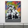 Banksy Streszczenie sztuki ścienne Graffiti Pop Art Canvas Malarstwo olejne moda chłopiec i dziewczyna Kiss Plakat