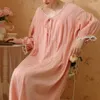 Kvinnors sömnkläder Long Dressing Gown Loose Robe Peignoir Nightwear Women Pure Cotton Princess Victorian Nightgowns Vintage Night Dress