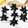 Dekorativa blommor Silk Lily Artificial Craft för Scrapbook Diy Candy Box Wedding Party Garden Home Decoration Julkrans S