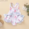 Traje de baño de una sola pieza para niñas para niños 2024 Summer Nuevas chicas nadadas Beach Playa Estilo de vacaciones Floral Sling de rayas Floral Swimsuit de una pieza Y240412y240417b0fn