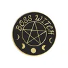 Lettre de couleur noire ronde de la sorcière vintage broches en émail épingle pour femmes robe de mode manteau