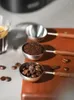 Kaffescoops bönor Mätning av sked trähandtag långt pulver