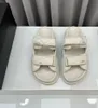 2024 Sandals de designers de borracha de tecido de solado de verão de verão, letra de venda quente unissex para mulheres