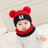 Berets 2 Set Baby Hat Automne et hiver 0-12 mois Boy Girl Woolen Charf écharpe tricotée pour les tout-petits