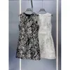 Designer der KK Butterfly Love Flower Series ärmelloses Kleid strahlt ein einfaches elegantes Promotionstemperament aus