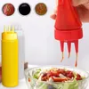 Förvaringsflaskor PE Squeeze Bottle Three Holes Clays Dispenser Sauce Vinegar Ketchup Cruet Sauces Container Tomato Mustard