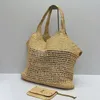 Sac à bandoulière de paille de mode de créateurs Femmes Femmes de plage Sac de plage Top Qualine Geuthere Tote avec lettre en métal