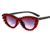 Barock Rose Flower Solglasögon Kvinnor Cat Eye Solglasögon Big Frame Gereglass Moderna Beach Eyewears9972255