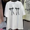 Kvinnors T-skjortor Bow Tie White Längd T-shirt Kort ärm Korean 2024 Spring Summer Graphic Y2K Pullover Round Neck Causal Top Tees