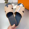 Designer Summer Sandals Luxury Oran Sandals Slipper Män Slide Flat Flip Flops Crocodile Slipper Mens Beach Sandaler Leather Slippers With Logo