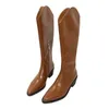 Stiefel 2024 spitzer westlicher Cowboy-Frauennetz rote knielange dünne Beine dicke Fersenlederritter
