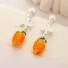 Boucles d'oreilles de glaçure en émail à la fraise, boucles d'oreilles en conception de luxe classiques, bijoux de charme aux fruits, perles de créateurs, adapté aux vêtements quotidiens des femmes