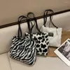 Omuz çantaları kadınlar tüylü çanta çok yönlü kabarık satchel zebra/inek desen sevimli çanta çanta bulanık hobo kız şık çanta