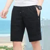 Shorts maschile 2024 uomini quotidiani semplici casual corse in vita estate a colori magri elastici elastici