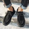 Casual schoenen Trainers Skate Round Teen Lace Up Athletic Flats Trending Sneakers Suede Breathable Men Wallabees Sport Brown Spring