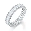 Pierścienie klastra 2 4 mm Mossanite Pierścień dla kobiet 925 Sterling Srebrny Złoty Złote Prostokątne Emerald Cut Lab Diamond Eternity Wedding