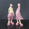 Decorative Figurines 2Pcs Resin Couple Ornament Figurine Living Room Love Statue Decoration