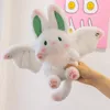 Kissen Kawaii Fledermausplüschgefüllte Puppe mit Rougeer weicher flauschiger Wurf für Schlafzimmerautos kreatives Mädchen Geschenk