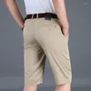 Shorts de hombres 2024 Llegadas de verano Fuerza elástica Pantalones cortos Casco Comercial masculino