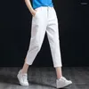 Version coréenne à la taille des jeans féminines de White Cropped pour Summer Casual Thin Harun Pantal