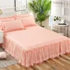 Elegant Princess Bed Kjol Nonslip Madrass Cover Ruffled Lace Bedlese Protector Home Bed Bread 240415