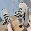 Casual schoenen Groothandel Designer Men Causal Fashion Woman Leather Lapper Platform Sole Sneakers White Black Mens WE10028 Women