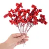 Fleurs décoratives 5pcs Berry de Noël Berry Artificiel Red Gold Cherry Staming Mini Fake Berries Ornement Ornement Tree Decor pour la maison Année 2024