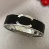 Gut verkaufen Crystal Letter Bankle Designer Armbänder Männer Frauen Titan Edelstahl Armband Marke Schmuck Zauberzubehör Hochwertiges Jubiläumsgeschenk