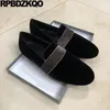 Casual schoenen Italiaanse herenmerken Elegante grote size Europese prom Designer Loafers Britse stijl Velvet Smoking Slippers Luxe slip aan