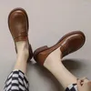 Lässige Schuhe 2024 Studenten Mädchen Lolita Square Wide Toe Sladers Frau JK verdicken SOLLED Oxfords Braune Kuhleder -Leder -Turnschuhe Frauen Frauen