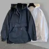 Trendige Marke Kapuzen -Sonnenschutzanzug Jacke für Männer dünne und trendige lockere Arbeitskleidung mit Nischendesign Sinn für Stormtrooper Windbreaker