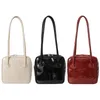 Сумки для плеча женщин винтажная сумка сумочка PU Кожаная простая квадратная минималистская сумка с большими возможностями для женщин ежедневно для женщин