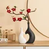 Wazony nordycki ceramiczny wazon wystrój domu Floreros Decorativos Moderno Black and White Love Akcesoria sztuki estetyka