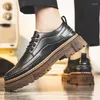 Dress Shoes Hair Stylist Brogue Leather Men's 2024 Herfst Britse stijl Business Soft Bottom Casual Men