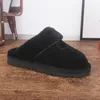 Designer Winter Pantoffeln Frauen Schuhe echte Kuhläsesoten Leder Weibliche Slipper warme natürliche Pelschchen Real Woll lässige Hausschuhe Schuhe Zapatos de Mujer große Größe 44 45