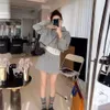 女性のスーツブレザーMMファミリー24SSダブルレイヤーエアレターセットフード付きセーター+ハーフスカートファッション