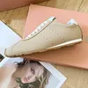 Chaussures de luxe de créateur pour femmes à la mode confortable basse basse beige blanche lifestyle décontracté chaussure