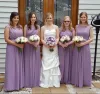 2024 Simple Lavender Bridesmaid Dresses Golvlängd Billig Ruched veck Golvlängd Lång Maid of Honor Gown Beach Weddig Gästkläder