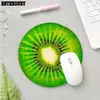 Poussions de souris Le poignet repose des fruits d'été pastèque orange citron kiwi en caoutchouc souple de souris de souris de souris antidérapante