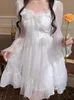 Houzhou White Kawaii Dress Women Szyfon Lolita w stylu Mini Sukienki z długim rękawem Bow Fairy Ruffles Patchwork Square Collar 240415