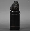 Dekorative Figuren Hongshan -Kultur archaisieren schwarze Eisenmeteoritskulpturen Frosch -Siegelstatue