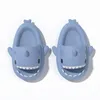 Tubarão Slipers Sliders Sliders Homens Mulheres Crianças deslizam Sandals de espuma de memória cinza azul rosa Sandálias de almofada espessa macia Slipperdni5#