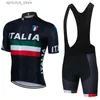 Jersey cycliste définit un nouveau maillot cycliste 2024 Caja Rural Team Bike Maillot Jersey Shorts Men 20d Road Ropa Ciclismo Italia Bicycl Tshirt Vêtements L48