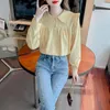 Blouses pour femmes 2024 Spring Autumn Couleur de mode solide Fashion Femme Femme Collière de poupée lâche Bouton Cardigan Trempt entièrement comestible