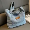 Sacs à bandouliers Femmes Sac Luxury Designer Denim Embrayage de grande capacité Sous-bras Simple Femelle Commuter à main pour voyages de bureau