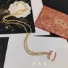 Luxo Gold-Gold-Bolace Brand Designer Designs de colares de alta qualidade para meninas carismáticas com incrustações de jóias de alta qualidade