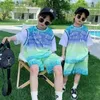 Ensembles de vêtements pour garçons Sports Vaies Summer Big Kids Vêtements décontractés Saisir à manches courtes Tops + shorts 2pcs Nouveaux enfants.